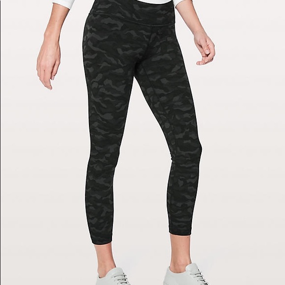 Lululemon Align ll, Size 4, sequoia camo